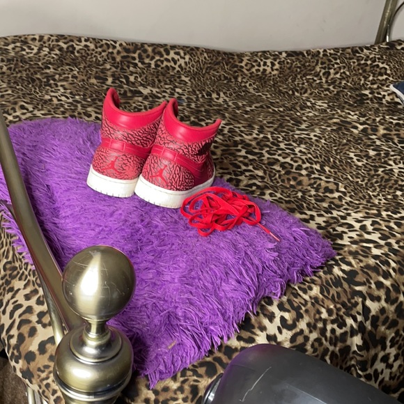 Jordan - Picture 4 of 8